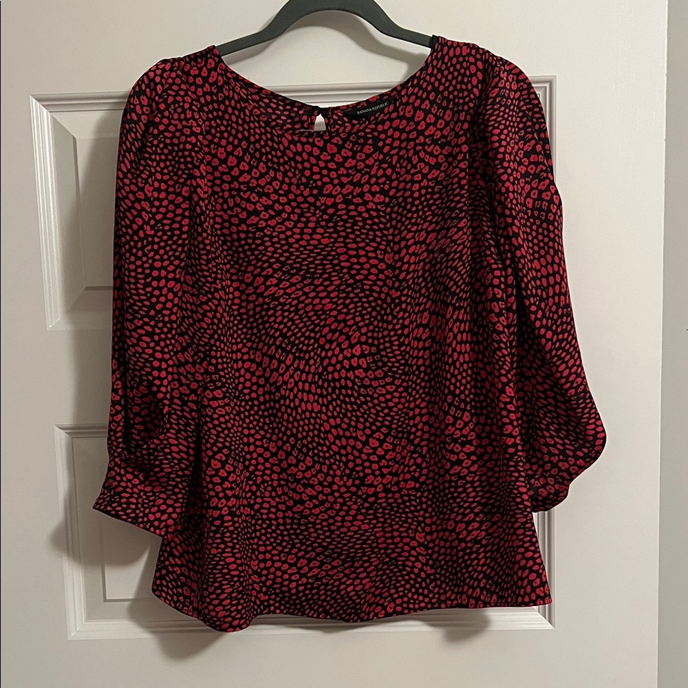NWT Banana Republic Red Patterned Women's Top